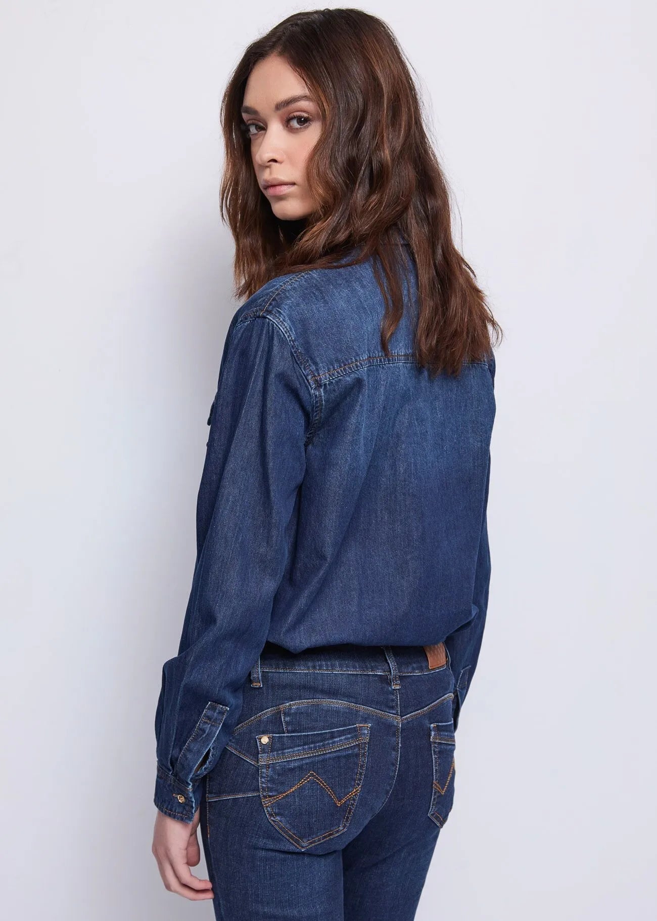 Gaudi Camicia da donna in denim con paillettes Bluse e camicie - Boutique Luisa Trendy