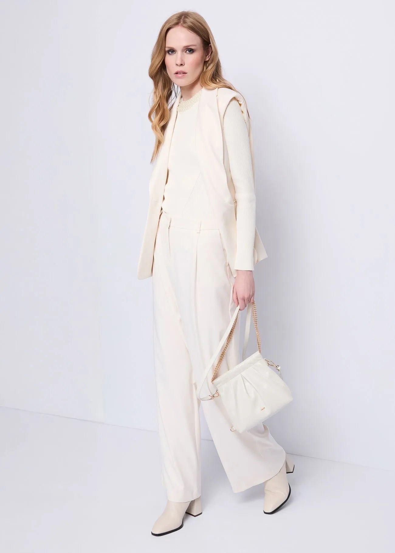 Gaudi Gilet lungo da donna con bottone dorato Capispalla Donna - Boutique Luisa Trendy