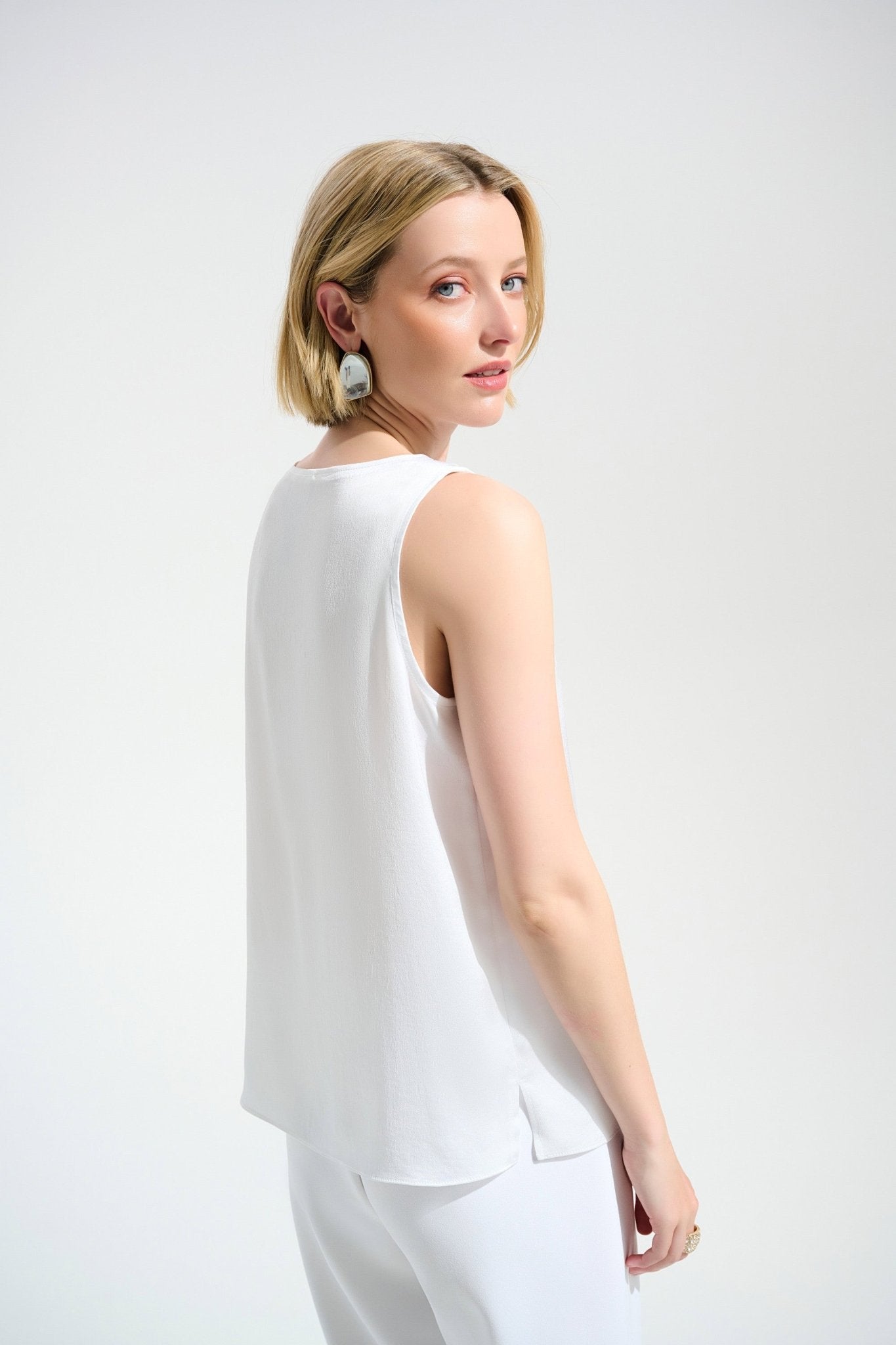 Joseph Ribkoff Top dritto in raso riciclato con finiture in strass T-Shirt e top - Boutique Luisa Trendy