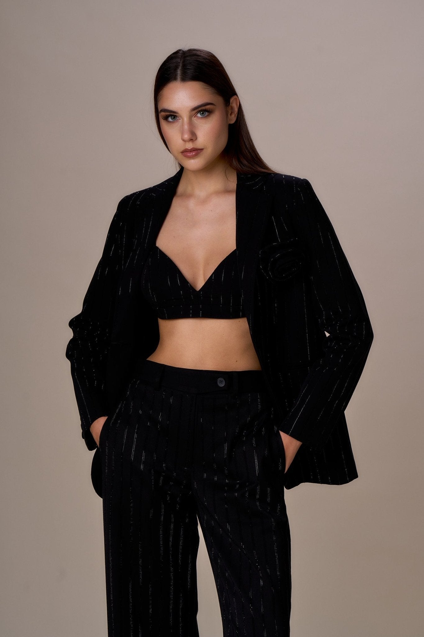 Nosecrets Blazer gessato diamanti Capispalla Donna - Boutique Luisa Trendy