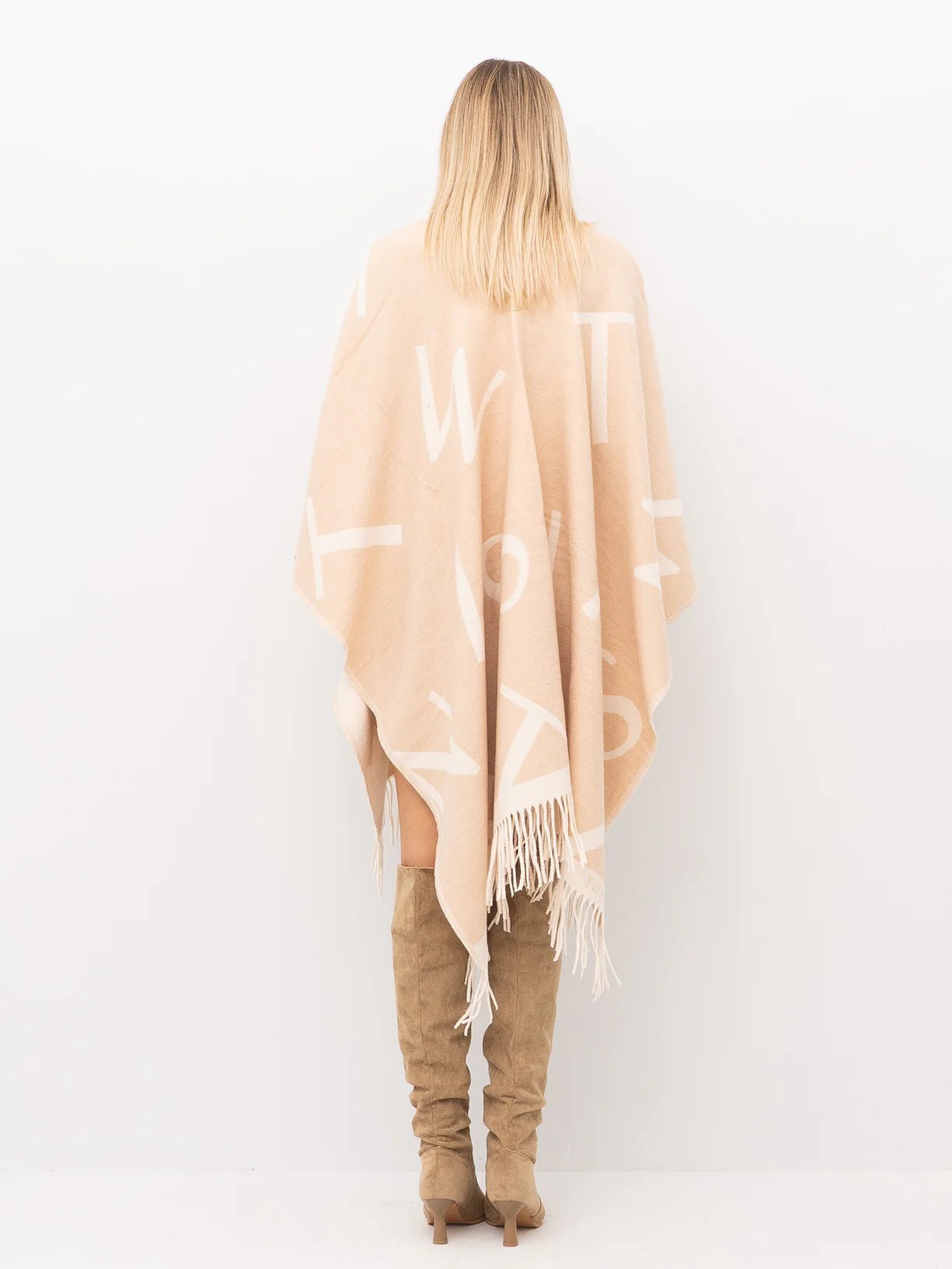 Twinset Poncho scritta logo 252TA4220 Sciarpe e foulard - Boutique Luisa Trendy