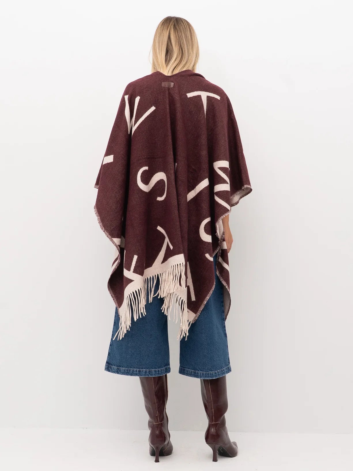 Twinset Poncho scritta logo 252TA4220 Sciarpe e foulard - Boutique Luisa Trendy